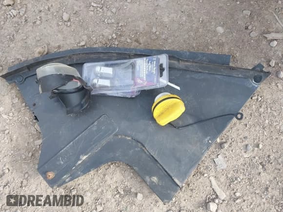 ✅ 2011 Saab 9-5 Turbo4 • VIN: YS3GN4AR1B4005409 • Lot: 41893589. Listed on IAAI with 81,118 mi. Free auction sales archive from the USA and detailed vehicle history report at DreamBid. Image 11.