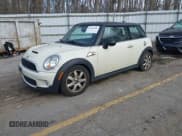 ✅ 2007 MINI Hardtop S • VIN: WMWMF73577TL92996 • Lot: 43761406. Wystawiony na IAAI z przebiegiem 81 121 mil. Bezpłatny archiwum sprzedaży aukcyjnych z USA i szczegółowy raport historii pojazdu na DreamBid. Zdjęcie 2.