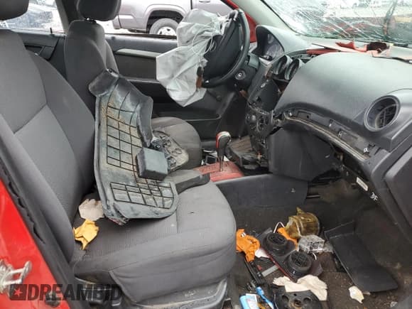 ✅ 2007 Chevrolet Aveo LS • VIN: KL1TD56617B188785 • Lot: 42571775. Wystawiony na Copart z przebiegiem Nie podano. Bezpłatny archiwum sprzedaży aukcyjnych z USA i szczegółowy raport historii pojazdu na DreamBid. Zdjęcie 7.