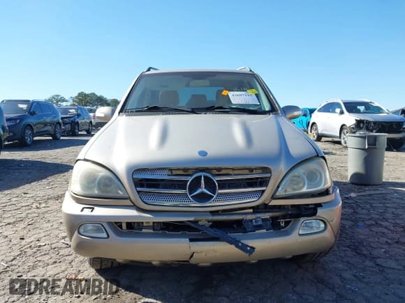 ✅ 2005 Mercedes-Benz M 350 • VIN: 4JGAB57E35A541974 • Lot: 43697193. Listed on IAAI with 327,784 mi. Free auction sales archive from the USA and detailed vehicle history report at DreamBid. Image 12.