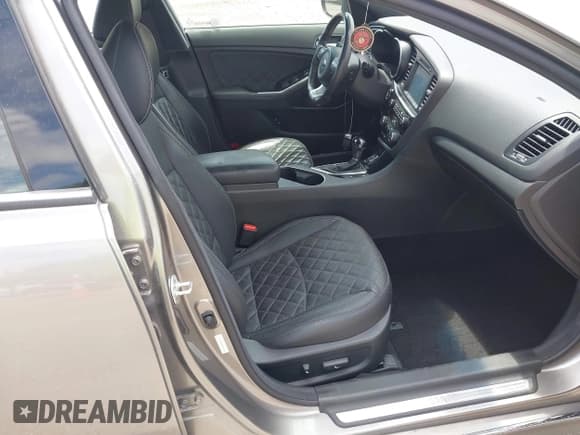 ✅ 2015 Kia Optima SX Turbo • VIN: 5XXGR4A62FG479575 • Лот: 42357939. Опубликован ранее на IAAI с пробегом 62 589 миль. Бесплатный доступ к архиву аукционных продаж из США и подробный отчёт об истории автомобиля на DreamBid. Изображение 5.