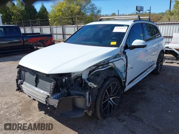 ✅ 2022 Audi Q7 Prestige • VIN: WA1VXBF77ND004266 • Лот: 43545871. Опубликован ранее на IAAI с пробегом 46 496 миль. Бесплатный доступ к архиву аукционных продаж из США и подробный отчёт об истории автомобиля на DreamBid. Изображение 2.