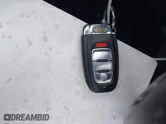 ✅ 2012 Audi S5 Premium Plus • VIN: WAUCVAFR9CA043502 • Lot: 42065059. Wystawiony na IAAI z przebiegiem Nie podano. Bezpłatny archiwum sprzedaży aukcyjnych z USA i szczegółowy raport historii pojazdu na DreamBid. Zdjęcie 11.