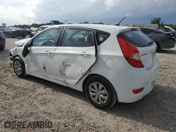 2016 Hyundai Accent SE with VIN KMHCT5AE0GU285731, listed as a Copart auction lot 70892555 with 86,392 mi miles and Clean title. Bid and sale history available at DreamBid. Image 2.