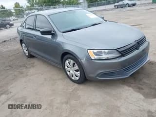 ✅ 2012 Volkswagen Jetta S • VIN: 3VW2K7AJ3CM049680 • Лот: 43058150. Опубликован ранее на IAAI с пробегом 145 678 миль. Бесплатный доступ к архиву аукционных продаж из США и подробный отчёт об истории автомобиля на DreamBid. Изображение 1.