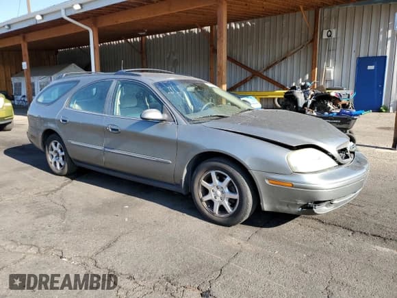 ✅ 2002 Mercury Sable GS • VIN: 1MEFM58U22A611100 • Lot: 68543485. Listed on Copart with 137,792 mi. Free auction sales archive from the USA and detailed vehicle history report at DreamBid. Image 4.