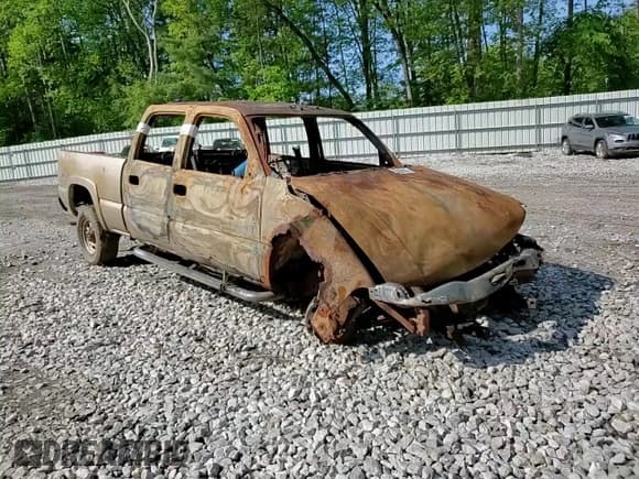 ✅ 2005 GMC Sierra 2500HD SLT • VIN: 1GTHK23U65F950861 • Lot: 58368855. Listed on Copart with Not provided. Free auction sales archive from the USA and detailed vehicle history report at DreamBid. Image 12.