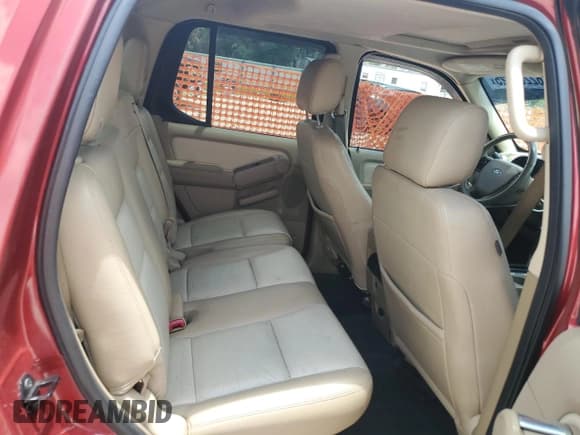 ✅ 2008 Ford Explorer Sport Trac Limited • VIN: 1FMEU33E28UA00164 • Лот: 62263225. Опубликован ранее на Copart с пробегом 237 696 миль. Бесплатный доступ к архиву аукционных продаж из США и подробный отчёт об истории автомобиля на DreamBid. Изображение 10.