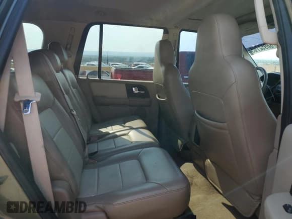 ✅ 2005 Ford Expedition Eddie Bauer • VIN: 1FMFU18525LB03099 • Lot: 68952705. Wystawiony na Copart z przebiegiem 159 297 mil. Bezpłatny archiwum sprzedaży aukcyjnych z USA i szczegółowy raport historii pojazdu na DreamBid. Zdjęcie 11.