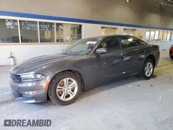 ✅ 2022 Dodge Charger SXT • VIN: 2C3CDXBGXNH239051 • Lot: 46791955. Wystawiony na Copart z przebiegiem 44 836 mil. Bezpłatny archiwum sprzedaży aukcyjnych z USA i szczegółowy raport historii pojazdu na DreamBid. Zdjęcie 1.