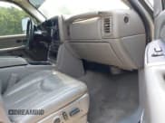 ✅ 2005 Chevrolet Silverado 2500HD LS • VIN: 1GCHK23235F808479 • Lot: 42371122. Listed on IAAI with 267,405 mi. Free auction sales archive from the USA and detailed vehicle history report at DreamBid. Image 5.