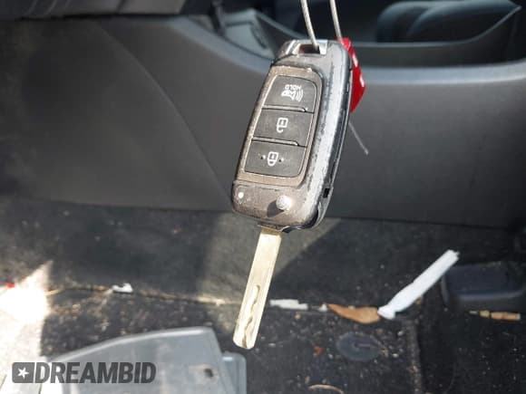 ✅ 2021 Hyundai Santa Fe SE • VIN: 5NMS14AJ5MH329481 • Lot: 43095365. Wystawiony na IAAI z przebiegiem 79 377 mil. Bezpłatny archiwum sprzedaży aukcyjnych z USA i szczegółowy raport historii pojazdu na DreamBid. Zdjęcie 11.