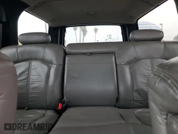 ✅ 2002 Chevrolet Suburban LS • VIN: 1GNEC16T62J204276 • Лот: 64249175. Опубликован ранее на Copart с пробегом 198 551 миль. Бесплатный доступ к архиву аукционных продаж из США и подробный отчёт об истории автомобиля на DreamBid. Изображение 10.