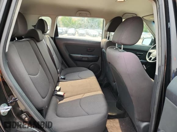 ✅ 2011 Kia Soul • VIN: KNDJT2A12B7289150 • Лот: 69746085. Опубликован ранее на Copart с пробегом 83 372 миль. Бесплатный доступ к архиву аукционных продаж из США и подробный отчёт об истории автомобиля на DreamBid. Изображение 11.