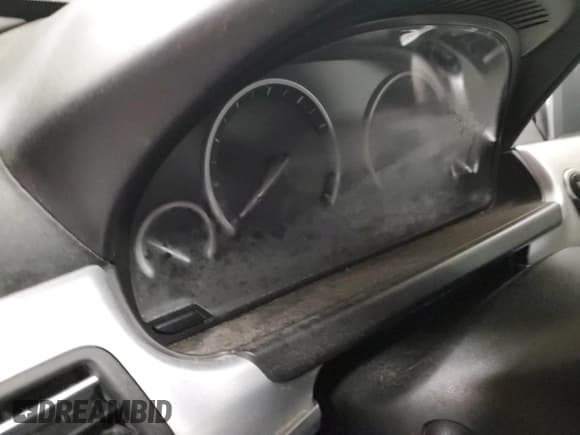 ✅ 2013 BMW 6 Series 650i • VIN: WBAYM9C56DDW20172 • Лот: 44618485. Опубликован ранее на Copart с пробегом Не указан. Бесплатный доступ к архиву аукционных продаж из США и подробный отчёт об истории автомобиля на DreamBid. Изображение 9.