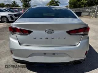 ✅ 2018 Hyundai Sonata SEL • VIN: 5NPE34AF6JH599143 • Лот: 90253585. Опубликован ранее на Copart с пробегом 111 516 миль. Бесплатный доступ к архиву аукционных продаж из США и подробный отчёт об истории автомобиля на DreamBid. Изображение 6.