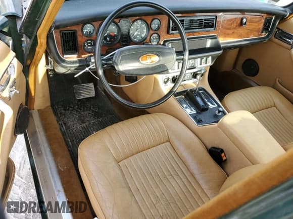 ✅ 1979 Jaguar XJ • VIN: JAVLN49C110826 • Лот: 42540905. Опубликован ранее на Copart с пробегом 45 702 миль. Бесплатный доступ к архиву аукционных продаж из США и подробный отчёт об истории автомобиля на DreamBid. Изображение 8.