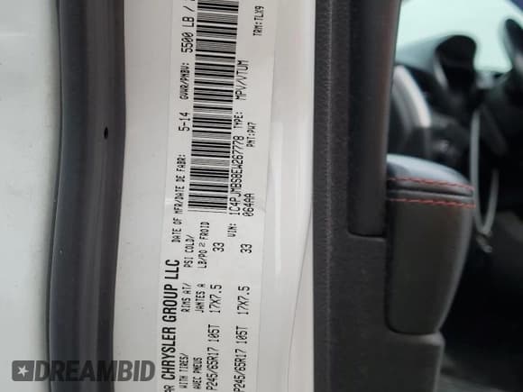 ✅ 2014 Jeep Cherokee Trailhawk • VIN: 1C4PJMBS8EW267778 • Lot: 85760065. Wystawiony na Copart z przebiegiem 162 614 mil. Bezpłatny archiwum sprzedaży aukcyjnych z USA i szczegółowy raport historii pojazdu na DreamBid. Zdjęcie 13.