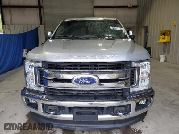 ✅ 2018 Ford F-250 XL • VIN: 1FT7W2BT1JEB64068 • Lot: 58517725. Listed on Copart with 184,288 mi. Free auction sales archive from the USA and detailed vehicle history report at DreamBid. Image 5.