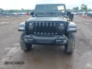 ✅ 2023 Jeep Gladiator Overland • VIN: 1C6JJTFM9PL593659 • Lot: 42470253. Listed on IAAI with 34,374 mi. Free auction sales archive from the USA and detailed vehicle history report at DreamBid. Image 17.