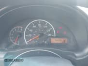 ✅ 2017 Nissan Versa S Plus • VIN: 3N1CN7AP6HL900180 • Lot: 42694962. Wystawiony na IAAI z przebiegiem 169 849 mil. Bezpłatny archiwum sprzedaży aukcyjnych z USA i szczegółowy raport historii pojazdu na DreamBid. Zdjęcie 7.