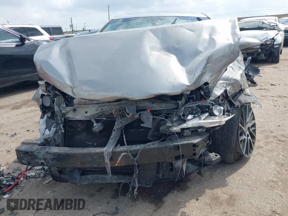 ✅ 2017 Lexus ES 350 • VIN: 58ABK1GG5HU072848 • Lot: 42166111. Listed on IAAI with 98,633 mi. Free auction sales archive from the USA and detailed vehicle history report at DreamBid. Image 12.