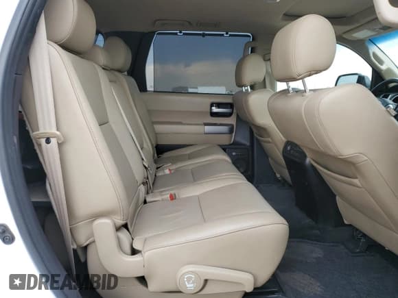 ✅ 2015 Toyota Sequoia Limited • VIN: 5TDJW5G19FS122666 • Lot: 66445285. Listed on Copart with 230,497 mi. Free auction sales archive from the USA and detailed vehicle history report at DreamBid. Image 11.