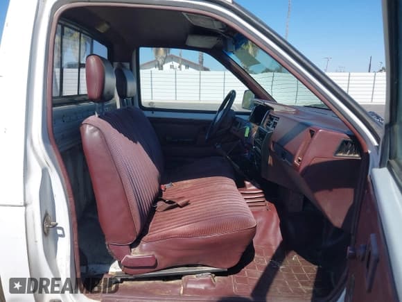 ✅ 1993 Nissan Frontier • VIN: 1N6SD11S2PC365417 • Lot: 42771837. Listed on IAAI with 204,813 mi. Free auction sales archive from the USA and detailed vehicle history report at DreamBid. Image 5.