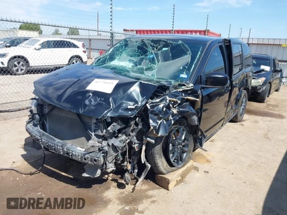✅ 2020 Dodge Grand Caravan GT • VIN: 2C4RDGEGXLR168930 • Lot: 42770459. Wystawiony na IAAI z przebiegiem 122 468 mil. Bezpłatny archiwum sprzedaży aukcyjnych z USA i szczegółowy raport historii pojazdu na DreamBid. Zdjęcie 19.