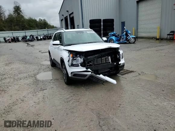 ✅ 2024 Hyundai Venue SEL • VIN: KMHRC8A30RU291915 • Lot: 80607434. Listed on Copart with 11,778 mi. Free auction sales archive from the USA and detailed vehicle history report at DreamBid. Image 12.