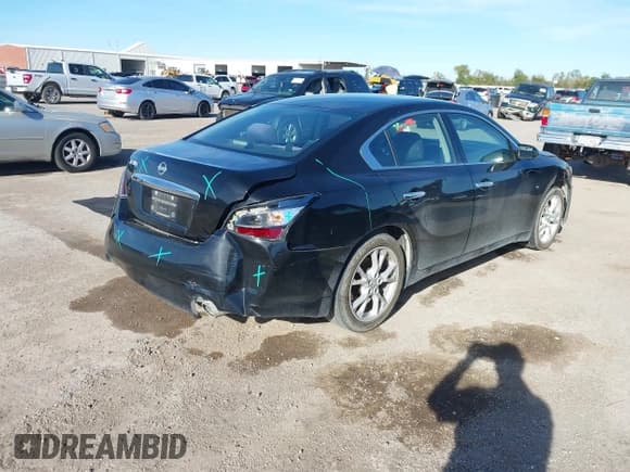 ✅ 2012 Nissan Maxima SV • VIN: 1N4AA5AP1CC865594 • Lot: 40819806. Listed on IAAI with 225,464 mi. Free auction sales archive from the USA and detailed vehicle history report at DreamBid. Image 4.