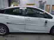 2022 Toyota Prius LE с VIN JTDL9MFU9N3031497, выставлен на аукционе IAAI как лот 42219494 с пробегом 137 152 миль миль и . История ставок и продаж доступна на DreamBid. Изображение 13.