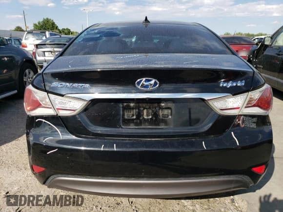 ✅ 2012 Hyundai Sonata Hybrid • VIN: KMHEC4A43CA035082 • Lot: 69624274. Wystawiony na Copart z przebiegiem 120 399 mil. Bezpłatny archiwum sprzedaży aukcyjnych z USA i szczegółowy raport historii pojazdu na DreamBid. Zdjęcie 6.