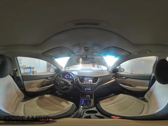 ✅ 2018 Hyundai Accent Limited • VIN: 3KPC34A36JE022131 • Лот: 86984855. Опубликован ранее на Copart с пробегом 73 767 миль. Бесплатный доступ к архиву аукционных продаж из США и подробный отчёт об истории автомобиля на DreamBid. Изображение 15.