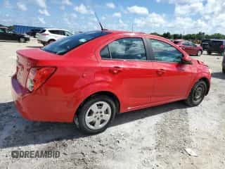 2014 Chevrolet Sonic LS с VIN 1G1JA5SH6E4128074, выставлен на аукционе Copart как лот 69489934 с пробегом 104 912 миль миль и Списание • Salvage title. История ставок и продаж доступна на DreamBid. Изображение 3.