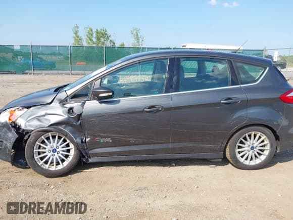 ✅ 2016 Ford C-Max SEL • VIN: 1FADP5CU8GL112553 • Лот: 42924850. Опубликован ранее на IAAI с пробегом 119 257 миль. Бесплатный доступ к архиву аукционных продаж из США и подробный отчёт об истории автомобиля на DreamBid. Изображение 6.