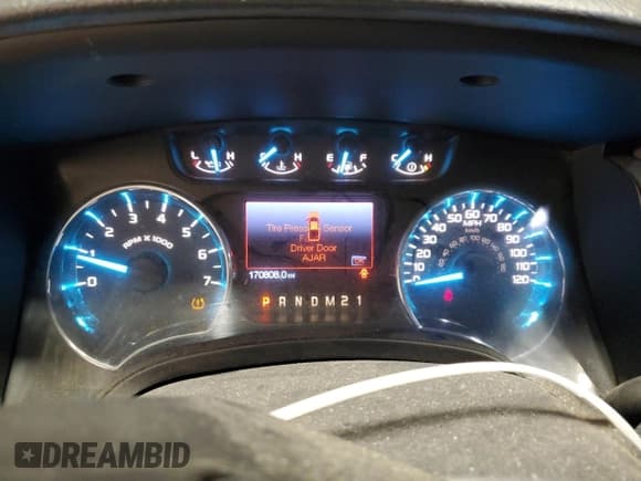 ✅ 2012 Ford F-150 XL • VIN: 1FTFW1EF6CFB89105 • Lot: 58137015. Listed on Copart with 170,808 mi. Free auction sales archive from the USA and detailed vehicle history report at DreamBid. Image 9.