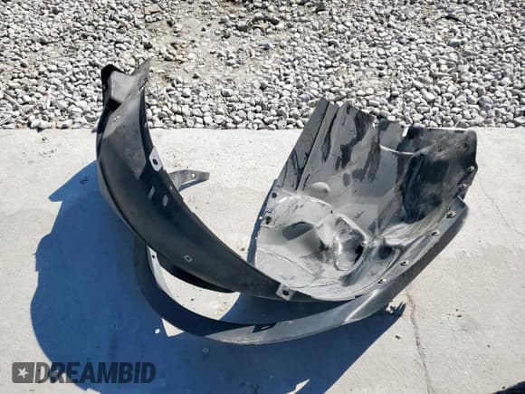 ✅ 2023 Mitsubishi Mirage ES • VIN: ML32AUHJ5PH001699 • Lot: 84819865. Wystawiony na Copart z przebiegiem 8 569 mil. Bezpłatny archiwum sprzedaży aukcyjnych z USA i szczegółowy raport historii pojazdu na DreamBid. Zdjęcie 12.