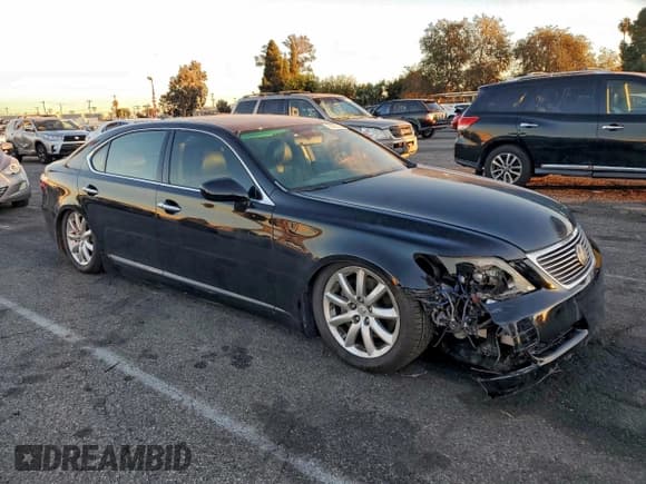 ✅ 2007 Lexus LS 460 L • VIN: JTHGL46FX75004268 • Lot: 95992595. Listed on Copart with 107,277 mi. Free auction sales archive from the USA and detailed vehicle history report at DreamBid. Image 4.