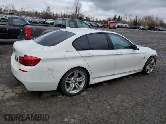 ✅ 2015 BMW 5 Series 535d • VIN: WBAXA5C59FD691298 • Лот: 89103315. Опубликован ранее на Copart с пробегом 121 066 миль. Бесплатный доступ к архиву аукционных продаж из США и подробный отчёт об истории автомобиля на DreamBid. Изображение 3.