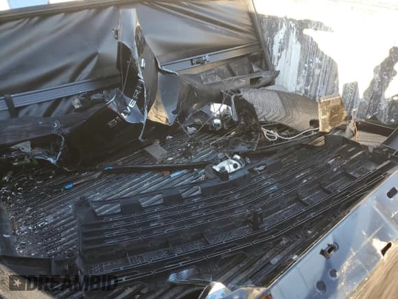 ✅ 2019 Chevrolet Silverado 1500 Custom • VIN: 1GCUYBEF9KZ304073 • Лот: 93163045. Опубликован ранее на Copart с пробегом Не указан. Бесплатный доступ к архиву аукционных продаж из США и подробный отчёт об истории автомобиля на DreamBid. Изображение 12.