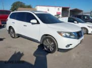✅ 2014 Nissan Pathfinder S • VIN: 5N1AR2MM0EC640150 • Lot: 43267387. Listed on IAAI with 229,317 mi. Free auction sales archive from the USA and detailed vehicle history report at DreamBid. Image 1.
