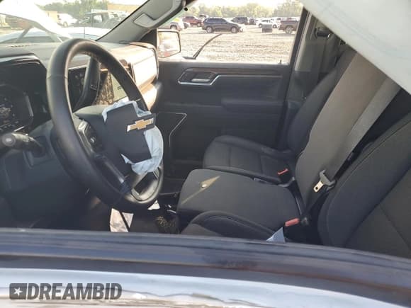 ✅ 2025 Chevrolet Silverado 1500 • VIN: 3GCUKDE82SG169193 • Лот: 66295515. Опубликован ранее на Copart с пробегом 3 482 миль. Бесплатный доступ к архиву аукционных продаж из США и подробный отчёт об истории автомобиля на DreamBid. Изображение 7.