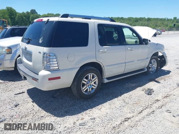 ✅ 2008 Mercury Mountaineer Premier • VIN: 4M2EU48E68UJ03228 • Lot: 42309085. Listed on IAAI with 168,420 mi. Free auction sales archive from the USA and detailed vehicle history report at DreamBid. Image 4.