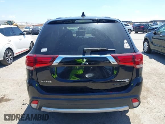 ✅ 2018 Mitsubishi Outlander SE • VIN: JA4AD3A32JZ067046 • Lot: 42098647. Listed on IAAI with 66,028 mi. Free auction sales archive from the USA and detailed vehicle history report at DreamBid. Image 16.