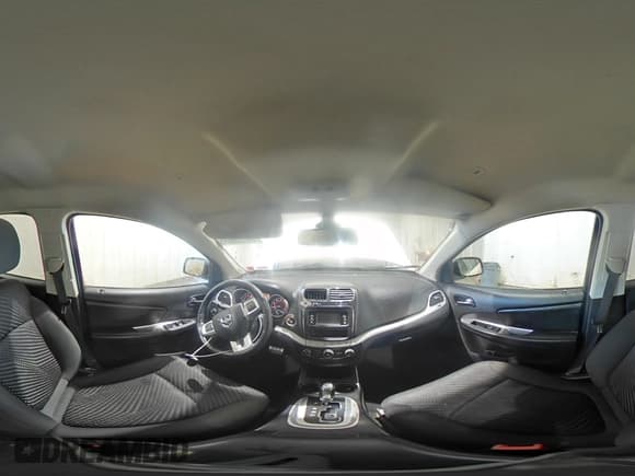 ✅ 2018 Dodge Journey SE • VIN: 3C4PDCAB2JT383626 • Lot: 88726885. Wystawiony na Copart z przebiegiem 136 653 mil. Bezpłatny archiwum sprzedaży aukcyjnych z USA i szczegółowy raport historii pojazdu na DreamBid. Zdjęcie 16.