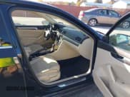 ✅ 2016 Volkswagen Passat S • VIN: 1VWAT7A32GC068576 • Lot: 43605629. Listed on IAAI with 111,659 mi. Free auction sales archive from the USA and detailed vehicle history report at DreamBid. Image 5.