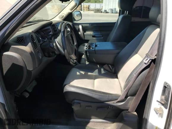 ✅ 2013 Chevrolet Silverado 1500 LT • VIN: 1GCRKSE70DZ287294 • Lot: 69992904. Listed on Copart with 243,903 mi. Free auction sales archive from the USA and detailed vehicle history report at DreamBid. Image 7.