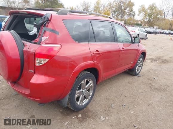 ✅ 2008 Toyota RAV4 Sport • VIN: JTMBK32V286030865 • Лот: 43583288. Опубликован ранее на IAAI с пробегом 141 782 миль. Бесплатный доступ к архиву аукционных продаж из США и подробный отчёт об истории автомобиля на DreamBid. Изображение 4.