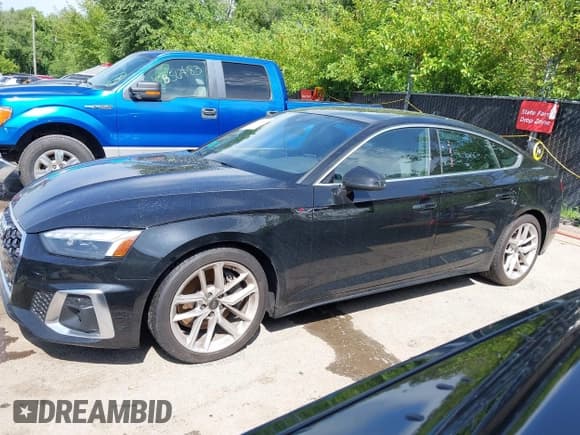 ✅ 2024 Audi A5 Sportback S line Premium Plus • VIN: WAUFACF5XRA066751 • Lot: 42871890. Listed on IAAI with 30,139 mi. Free auction sales archive from the USA and detailed vehicle history report at DreamBid. Image 14.